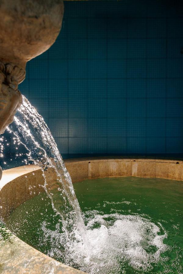 Hotel Hamam Ángistron Esterno foto