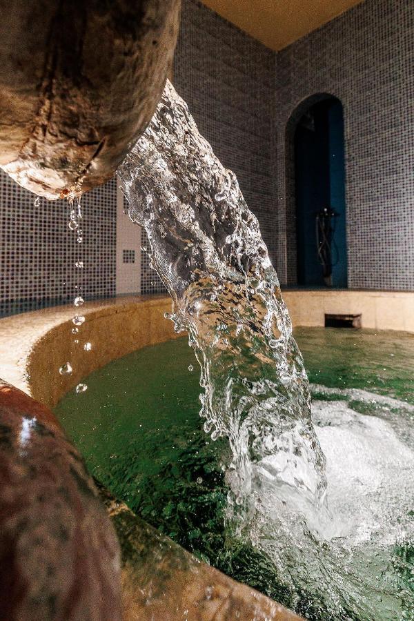 Hotel Hamam Ángistron Esterno foto