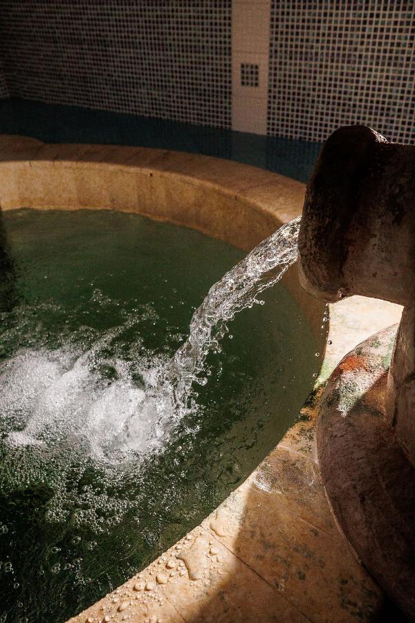 Hotel Hamam Ángistron Esterno foto