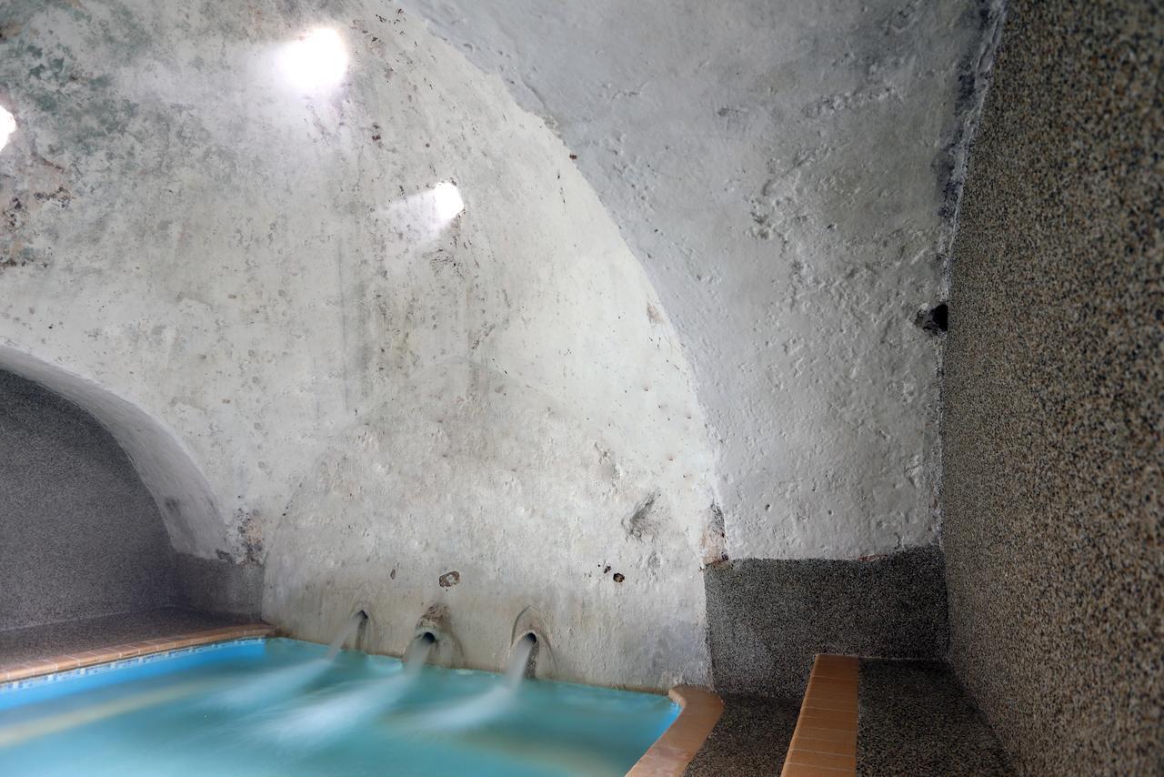 Hotel Hamam Ángistron Esterno foto